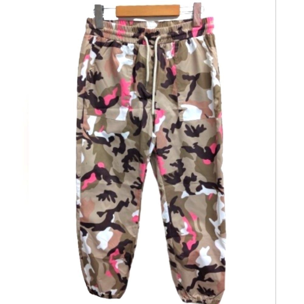 Belinda pink camo joggers size M